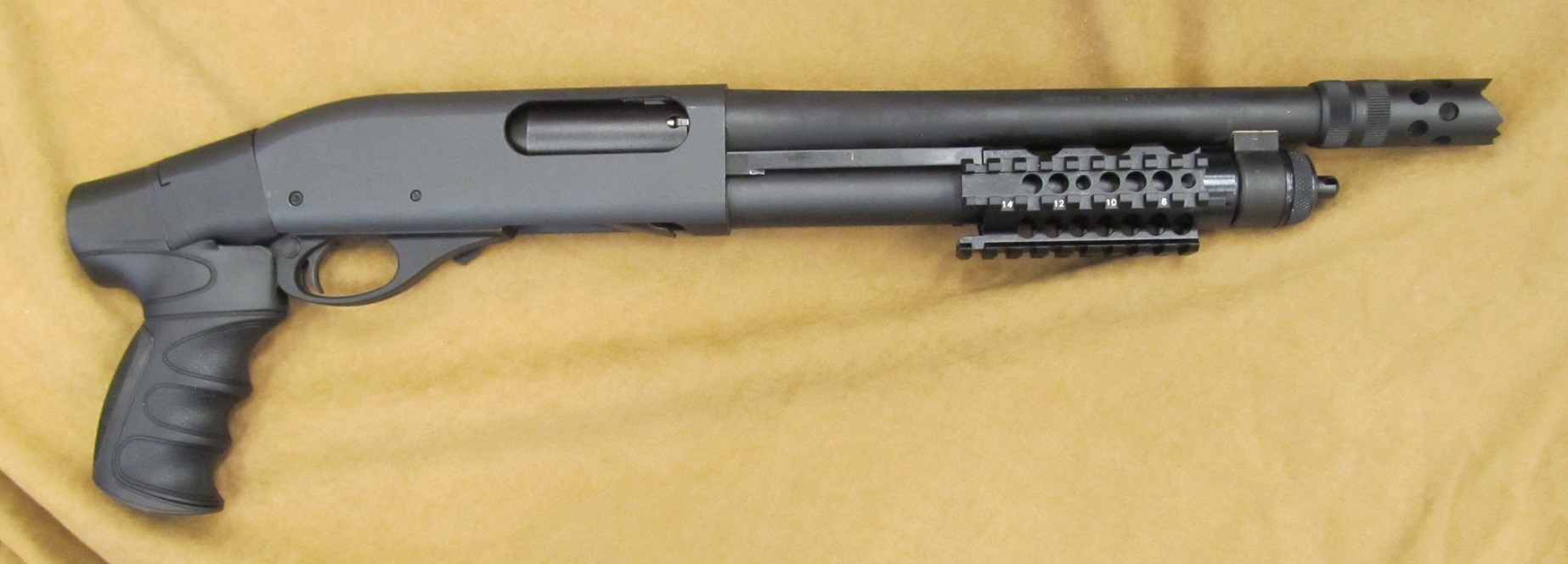 Pointman_11_inch.JPG (266108 bytes)