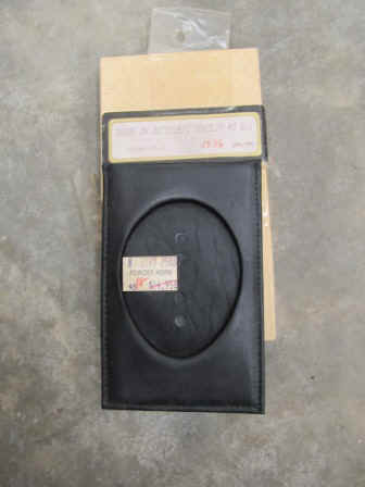 badgeclip.JPG (46848 bytes)