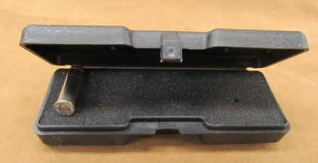 blkammocase.JPG (37658 bytes)