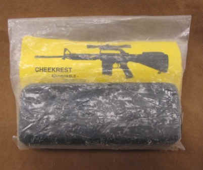cheekrest.JPG (50201 bytes)